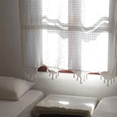 Hayat Alti Ayvalik