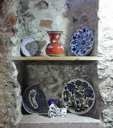 Hayat Alti Ayvalik