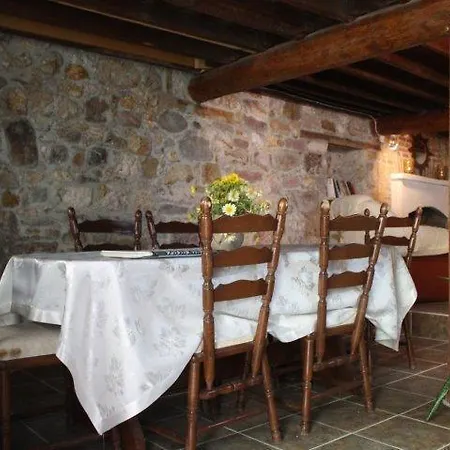 Hayat Alti Πανσιόν Ayvalı