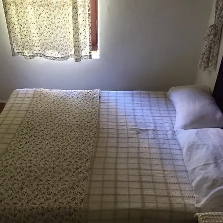 Hayat Alti Πανσιόν Ayvalı