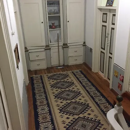 Hayat Alti Ayvalik
