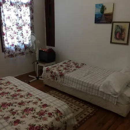 Hayat Alti Guest house Ayvalik